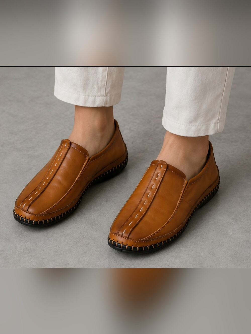 Source Unknown Women's Tan Leather Slip-On Loafers